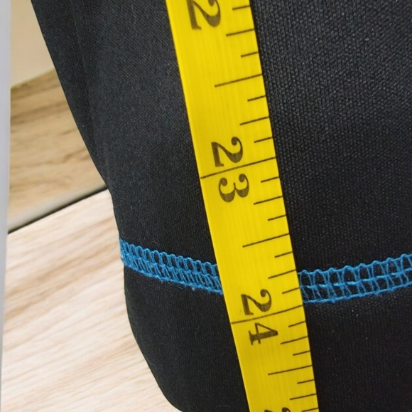 Roper Wear of the West woman's zippered jacket black with blue accents size M - Picture 7 of 7